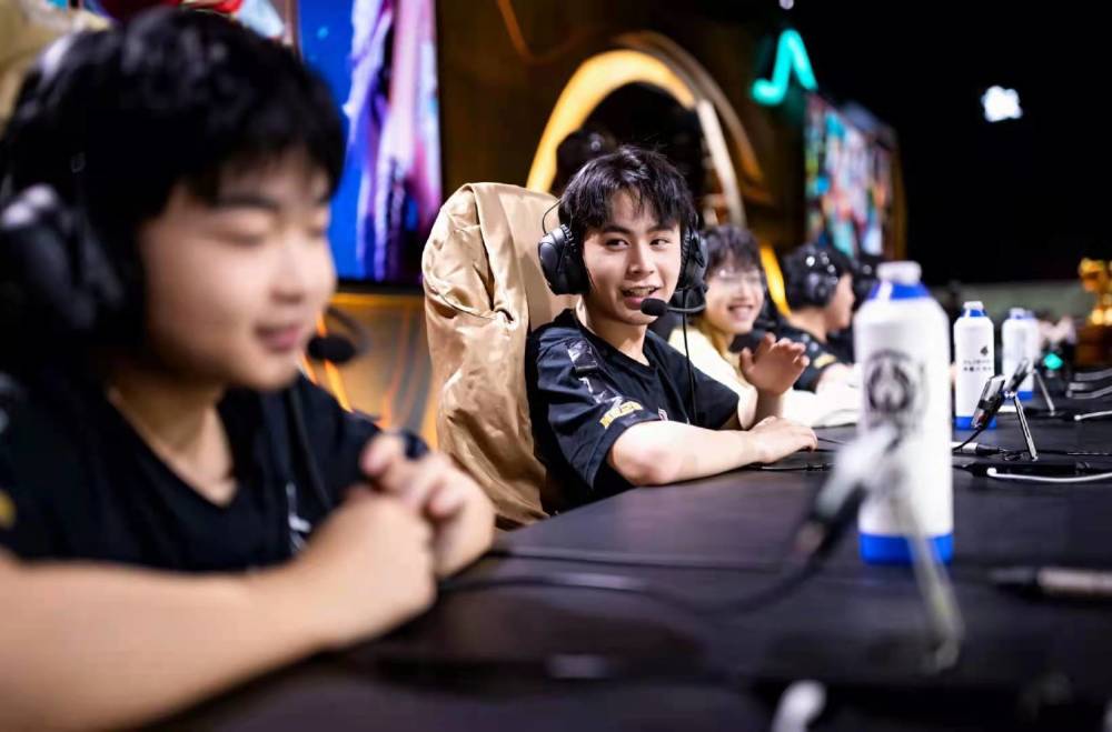 从关键词来 从关键词来