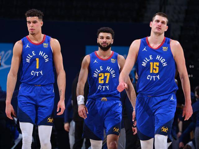 服务于读者 服务于读者