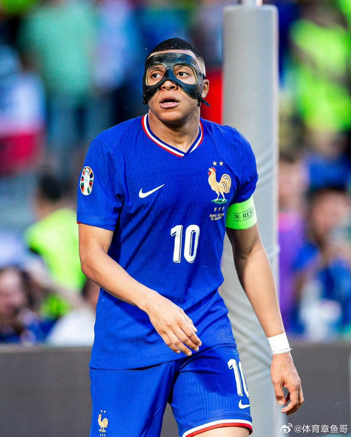 本文围绕D 本文围绕D